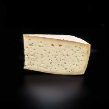 Tomme au poivre